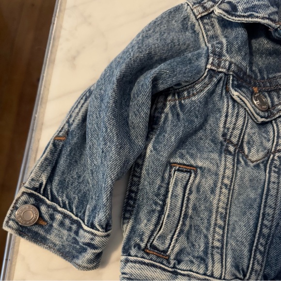 Baby Gap Boy’s Icon Denim Jacket - Picture 7 of 9
